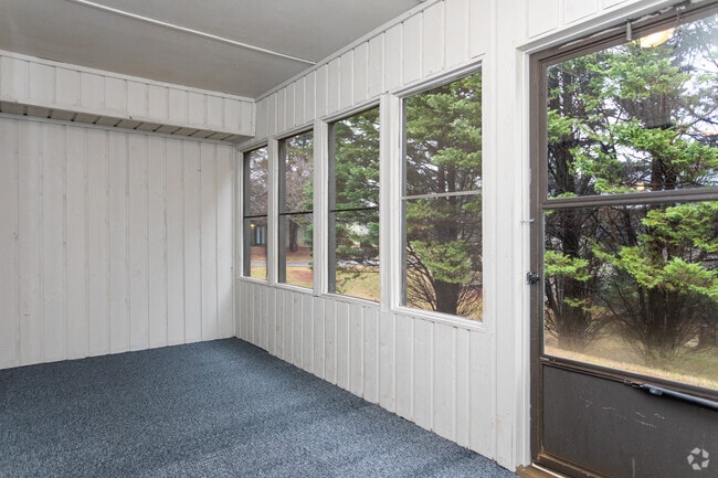 2BR,2.5BA - Apartments on 20th