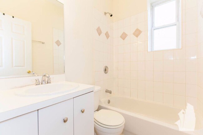 Photo - 2112 N Campbell Ave