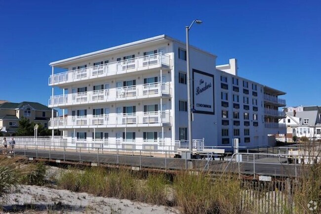 Building Photo - 5400 Boardwalk Unit 217 Rental