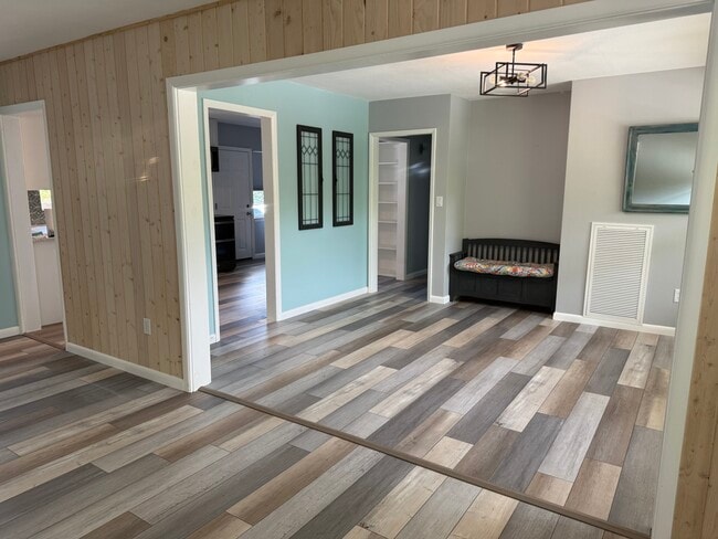 Photo - 602 8th St Casa