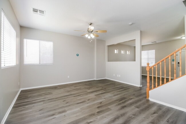 Photo - 7506 S 14th St