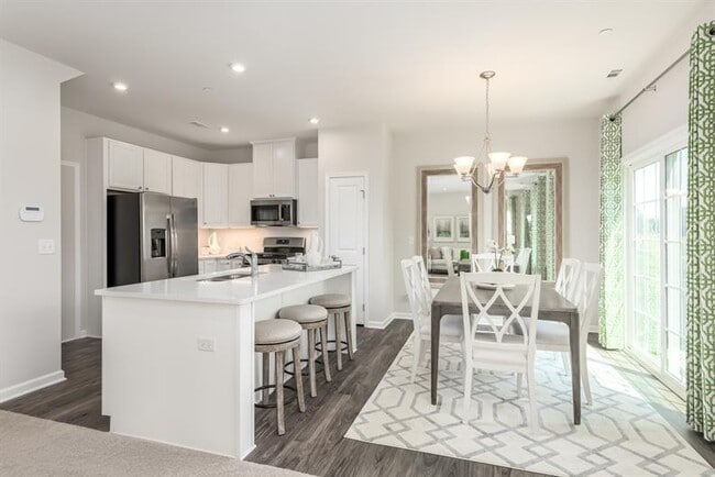204 Dana Dr