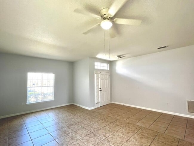 Photo - Kissimmee - 3 Bedroom, 2 Bathroom Single Family Home in a Gated Community.