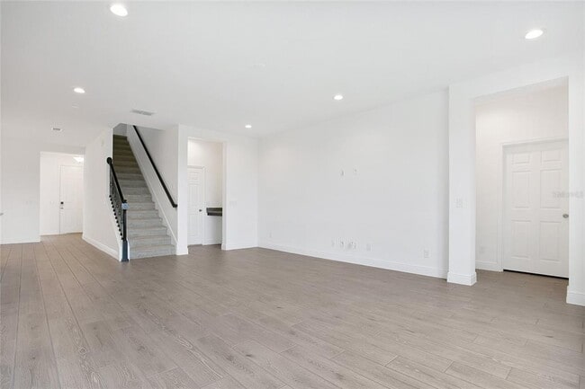 Photo - 7842 Syracuse Dr