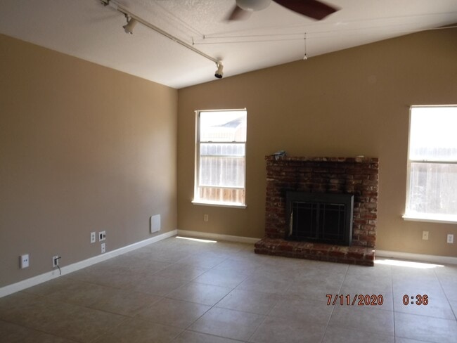 Photo - 1706 Brookglen Dr