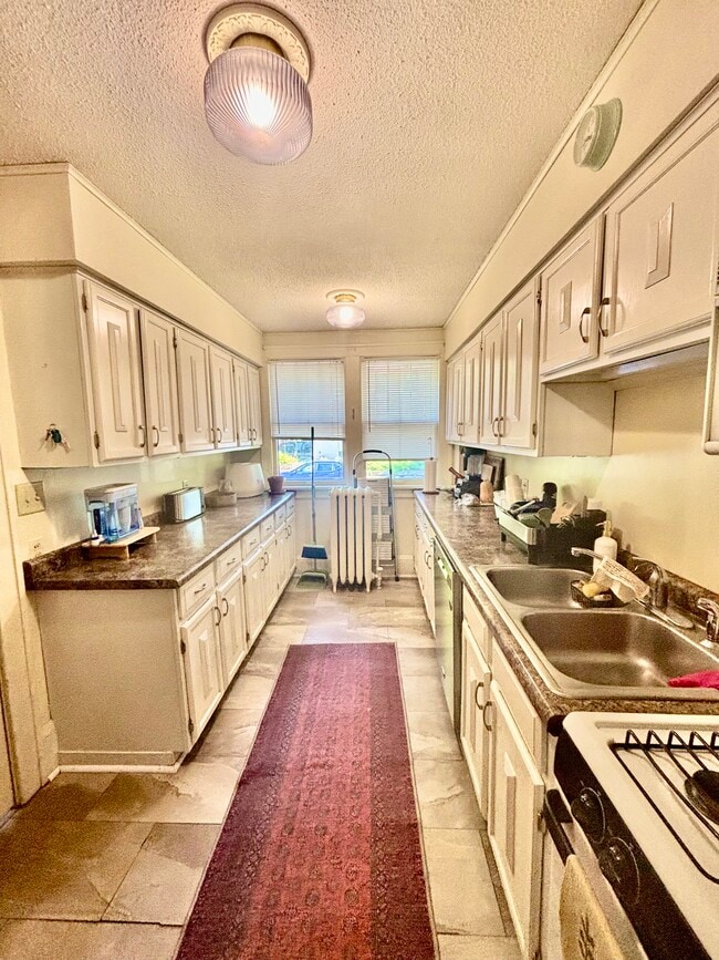 Photo - 157 Lexington Pky S Unit 157