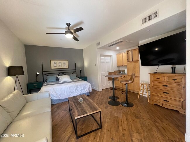 Building Photo - 16545 E Gunsight Dr Unit 212