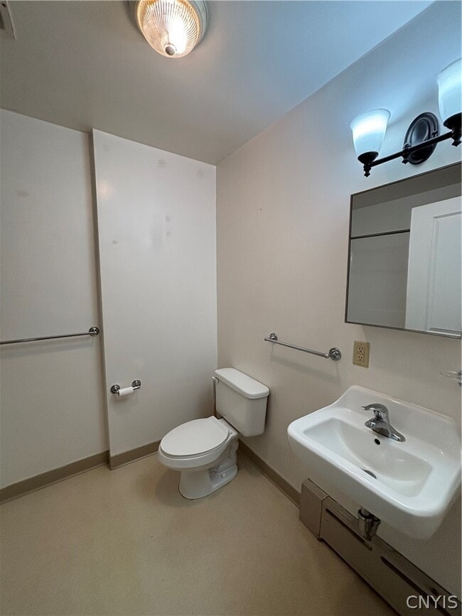Photo - 260 State St