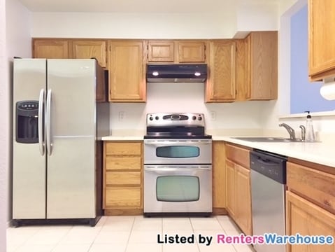 Photo - 1915 N Scovel St