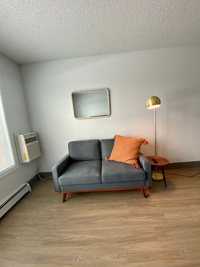 Photo - FURNISHED, 1 bed 1 bath in newly renovated...