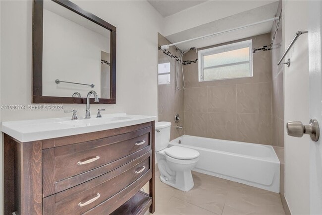 Photo - 8400 NW 25th St