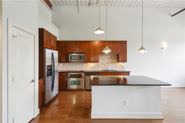 Photo - 1261 Caroline St NE Unit 223