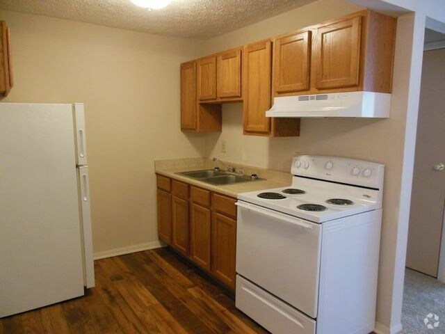 Kitchen - Allison Place Apartments