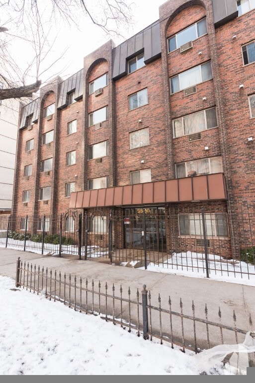 Photo - 5820 N Sheridan Rd Unidad 414