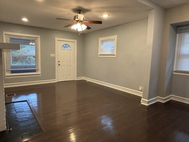 Photo - 4248 Graceland Ave