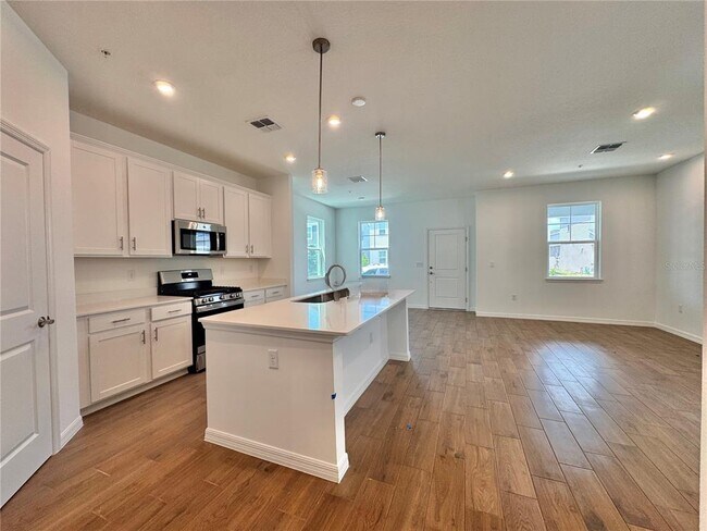 Photo - 433 Belmond Dr