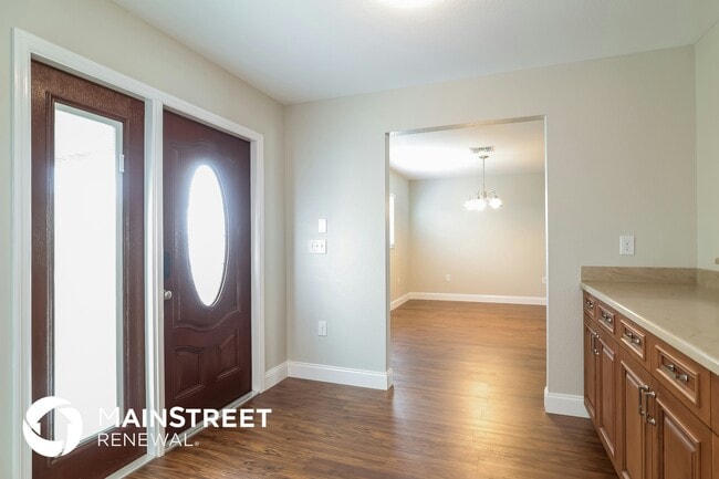 Photo - 108 Lantern Ln