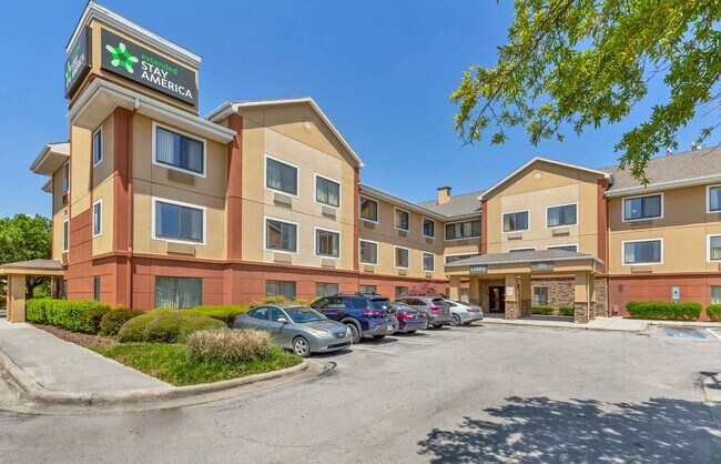 Furnished Studio-Jacksonville - Camp Lejeune