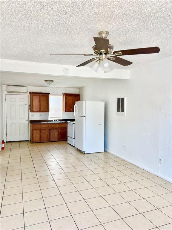 Photo - 10 Juarez Ave