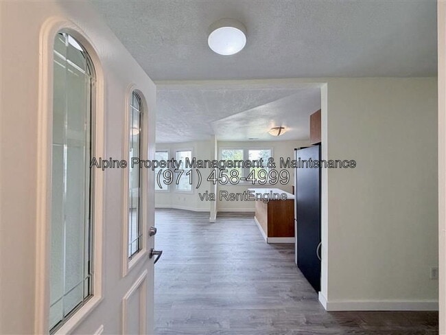 Photo - 5904 N Interstate Ave