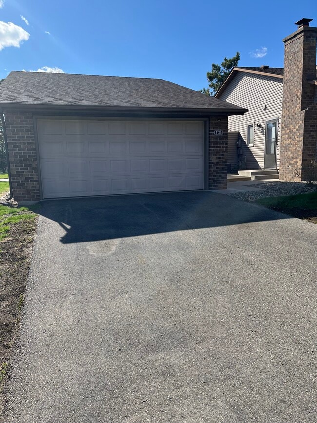 Photo - 4725 Tana Pt