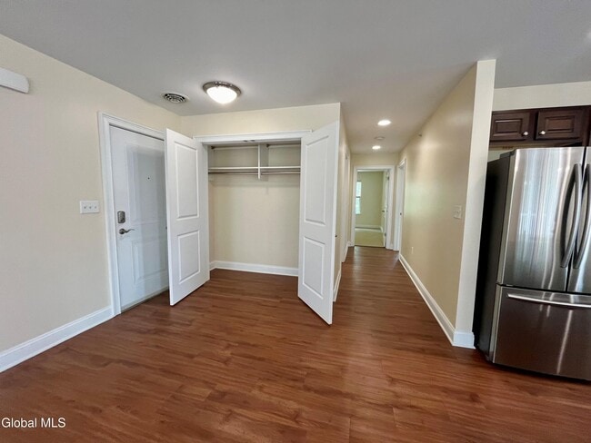 Photo - 74 Weibel Ave