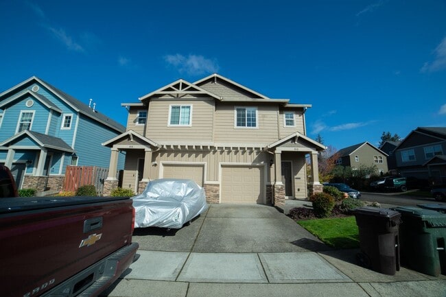 Photo - Newer Construction Townhome in Canby