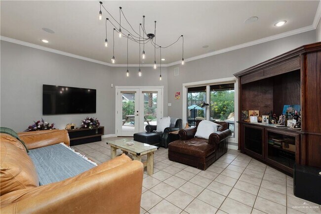 Photo - 1500 Orchid Ave House