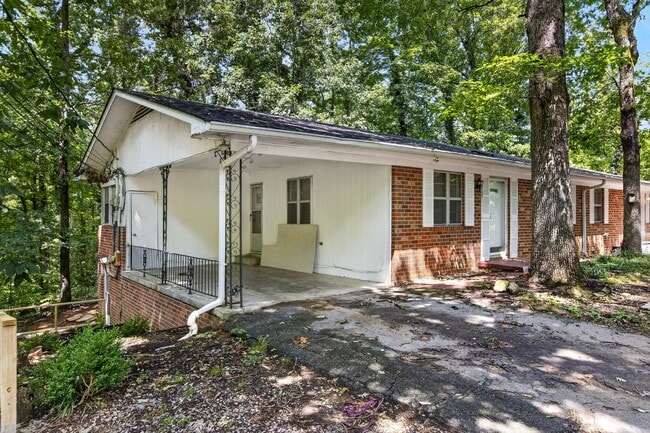 3705 Crestview Pl Unit 3705 Crestview Pl NW APT A
