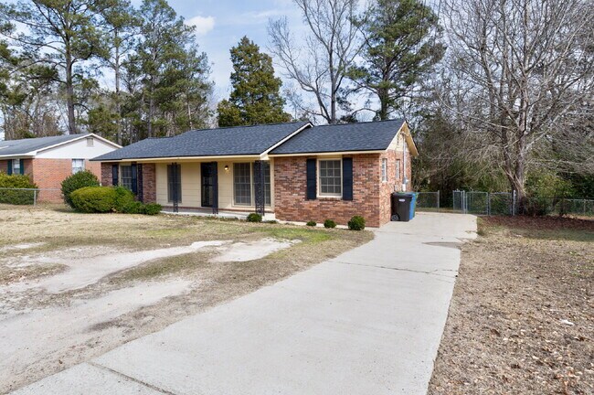 Photo - Newly Renovated 4BR/2BA Home with Large Yard + Storage Shed | Flexible Kitchen Island