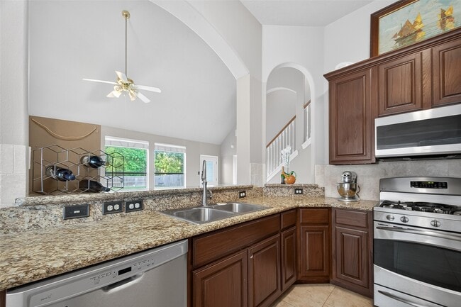 Photo - 19207 Pinewood Mist Ln