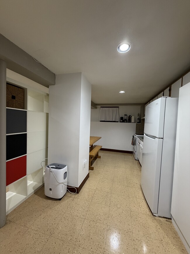 Photo - 223 Hurley St Unit B