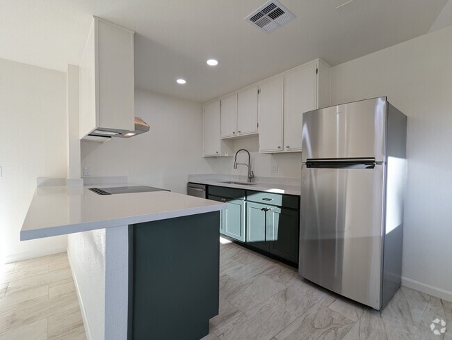 Building Photo - 73443 Catalina Way Unit 1 Rental