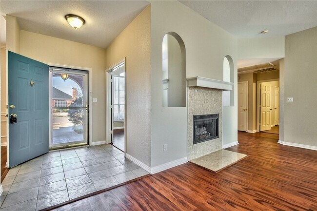 Photo - 4424 Maple Shade Ave