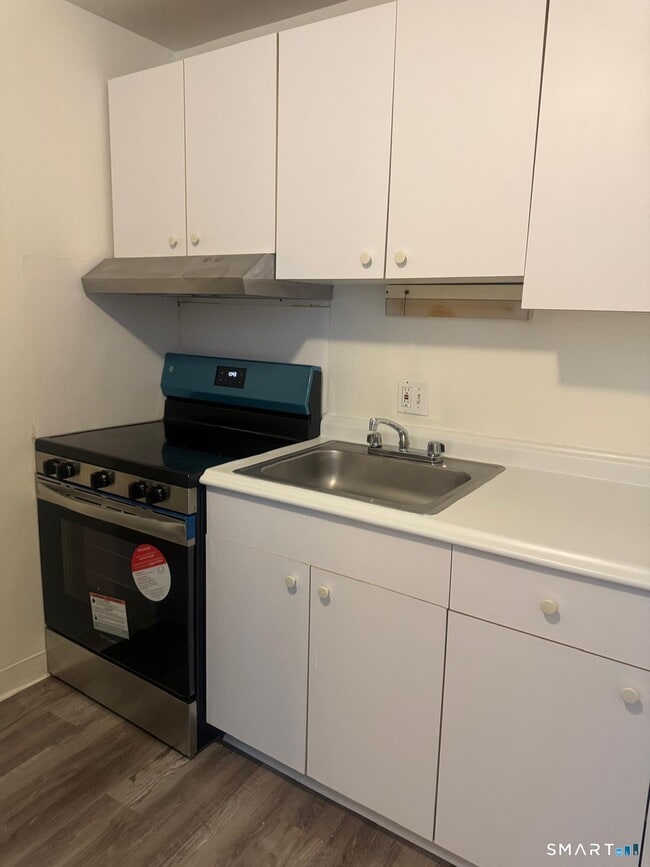 Photo - 832 Atlantic St Unit 2A