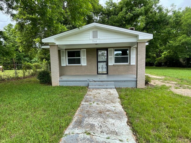 3 Bed Room 1 Bath Home - 3 Bed Room 1 Bath Home