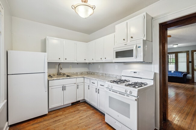 Photo - 1512 Hague Ave