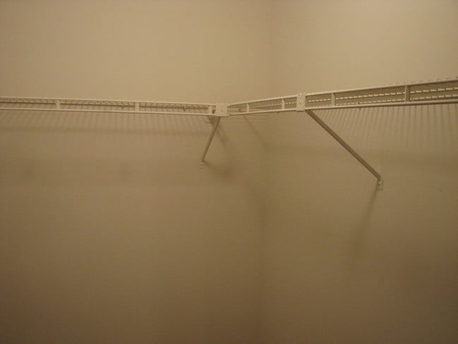 James Manor Apartments