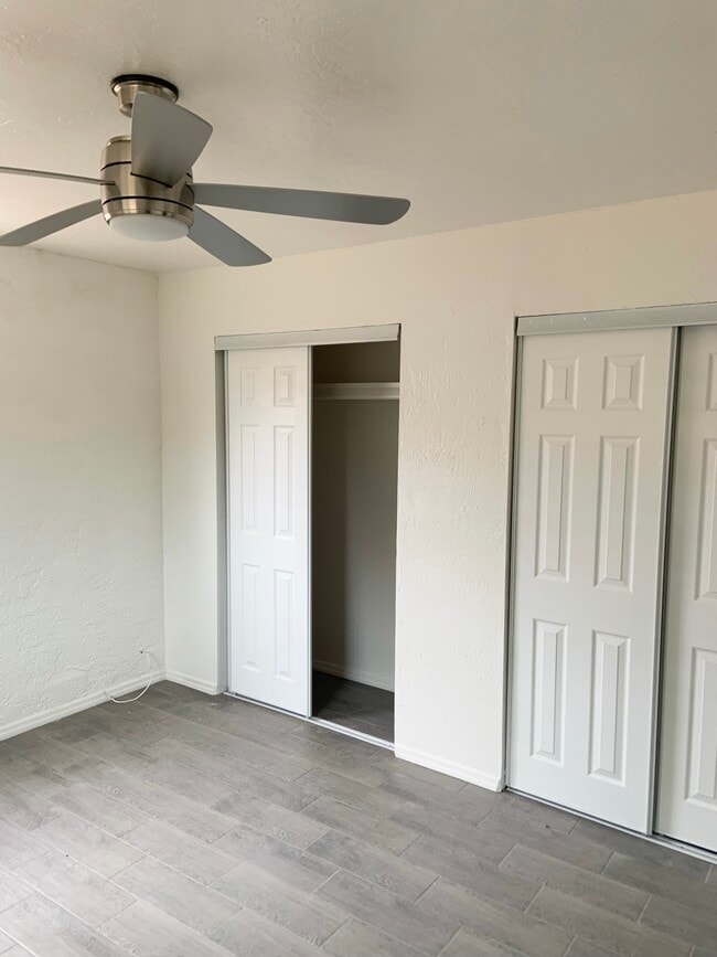 Photo - 2520 W Vista Ave Unidad #D