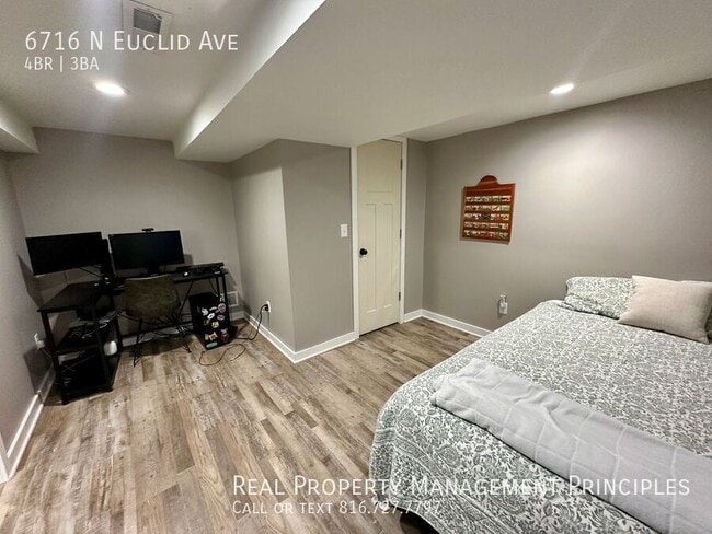 Photo - 6716 N Euclid Ave