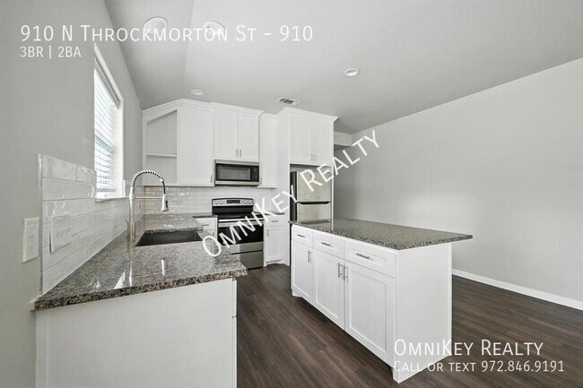 Photo - 910-914 N Throckmorton St Unidad 910