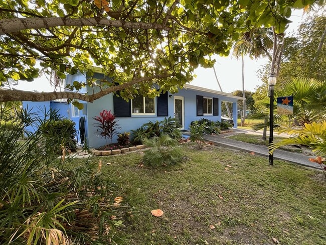 Photo - 140 N Ocean Ln Casa