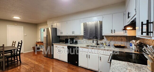 Photo - 150 Timberland Trail