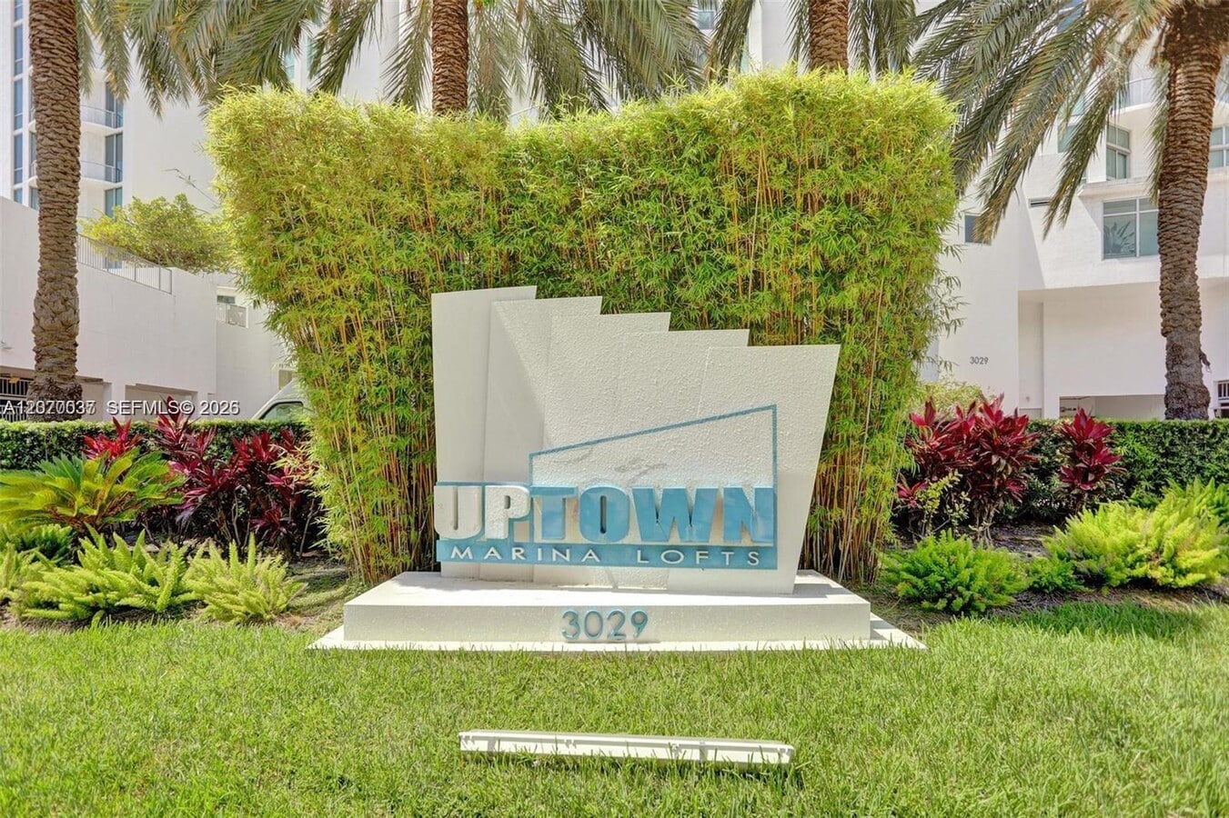 Photo - 3029 NE 188th St Unidad 1010
