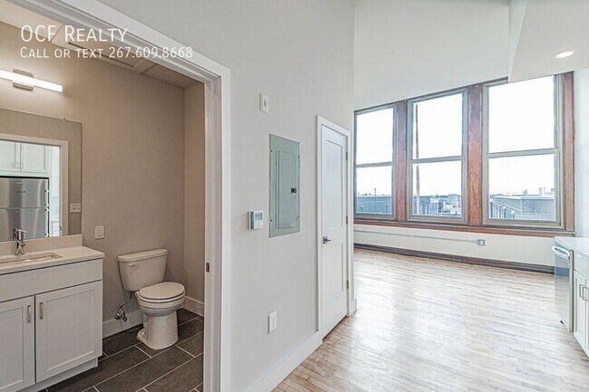 Photo - 1300 S 19th St Unidad 104