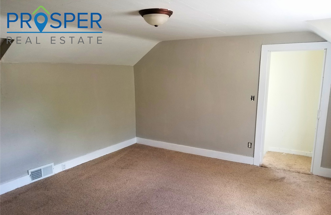 Photo - Spacious Wausau 4-Bedroom with Porch & Backyard