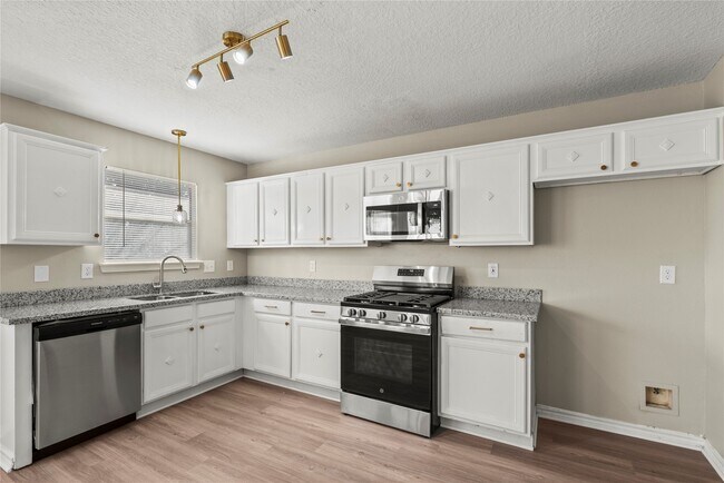 Photo - 7134 Prairie Village Dr