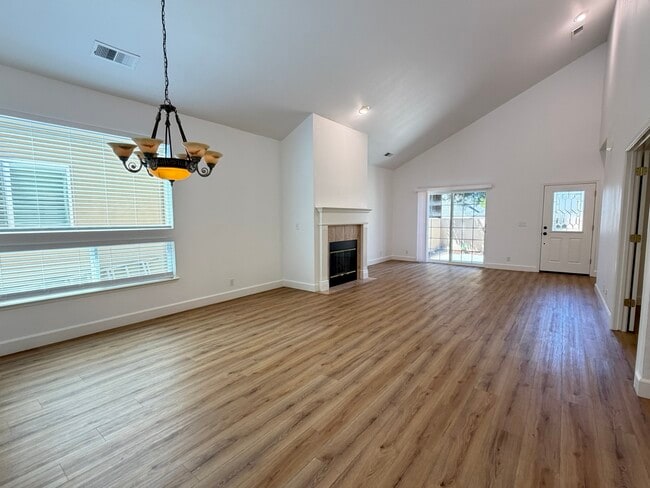 Photo - 104 Benson Terrace