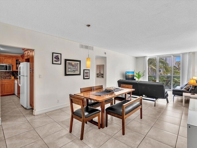 Photo - 3901 S Ocean Dr Unidad 3J
