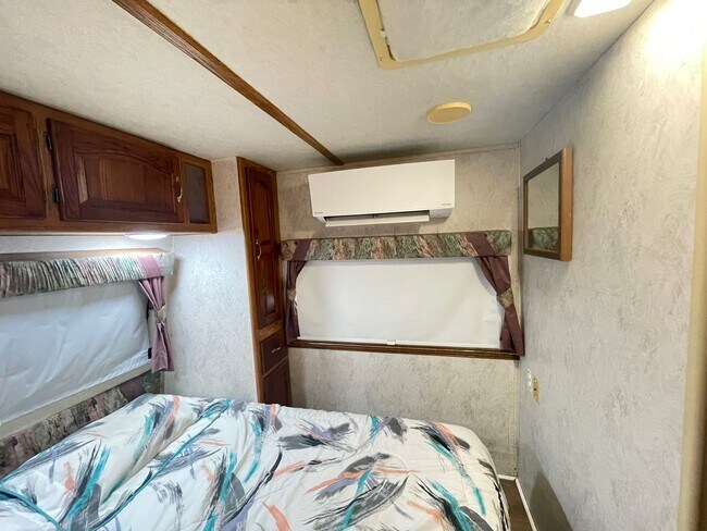 Photo - 13900 SW 160th St